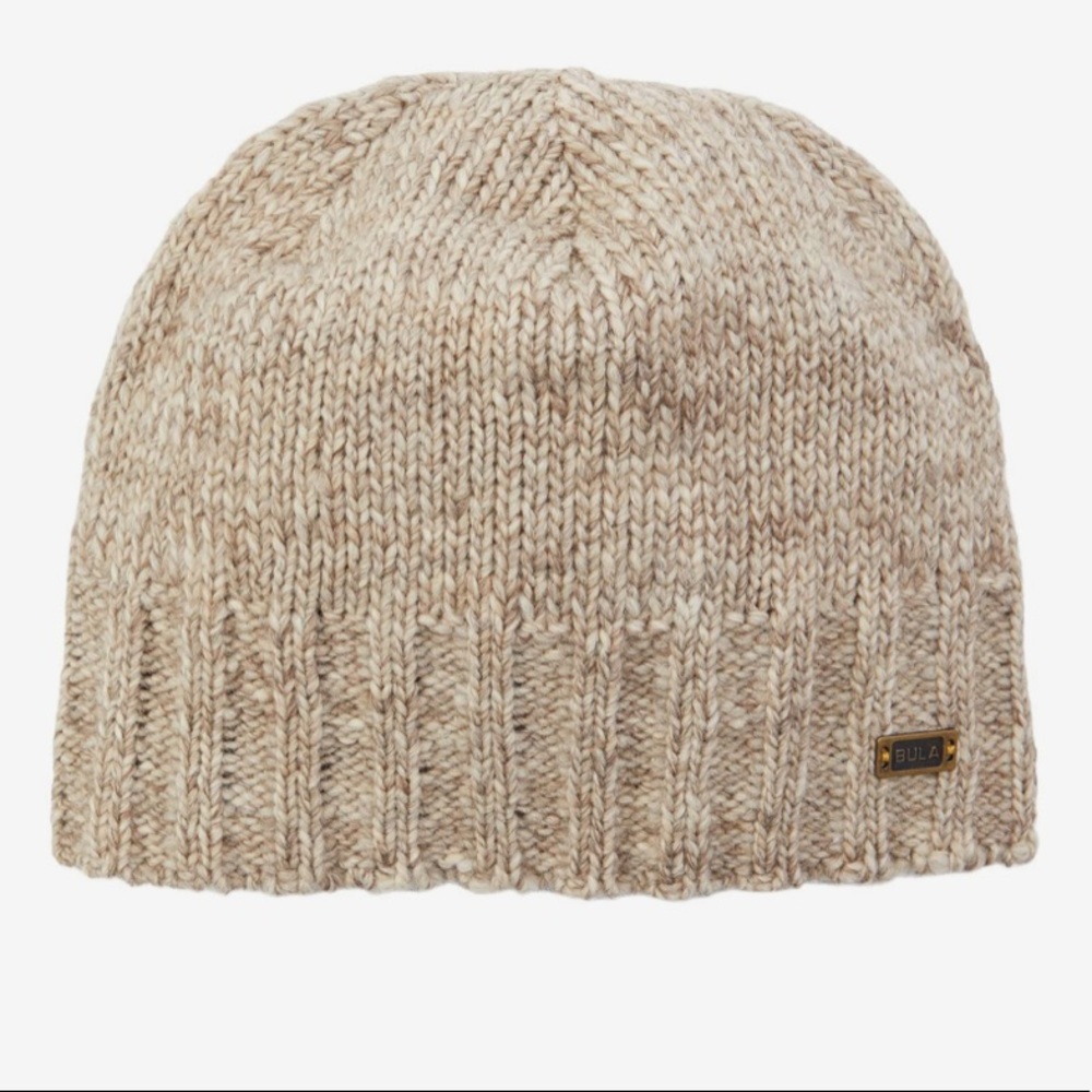 Bula Winner Beanie in Oatmeal. One size.